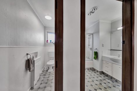 Photo of property in 25 Pacey Avenue, Hawera, 4610