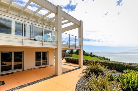 Photo of property in 23 Motukari Place, Onaero, Waitara, 4383