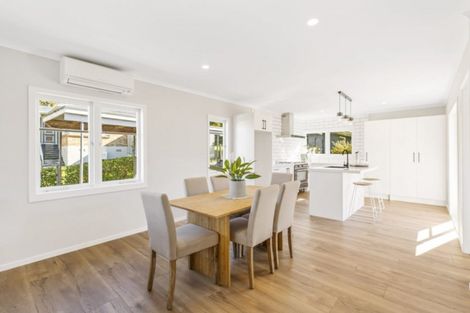 Photo of property in 11 Heather Place, Melville, Hamilton, 3206