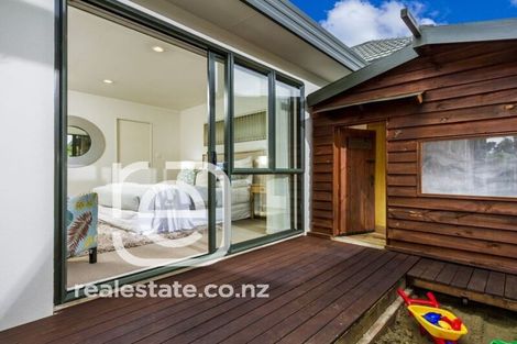 Photo of property in 1/112 Seaview Road, Glenfield, Auckland, 0629