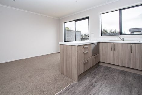 Photo of property in 10u7 Charlemont Street, Whitiora, Hamilton, 3200