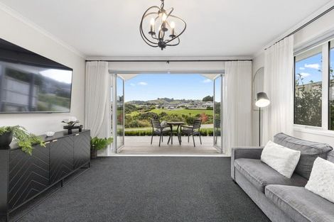 Photo of property in 2 Bankhall Lane, Pokeno, 2402