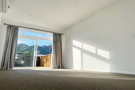 Photo of property in 4 Moana Grove, Waiwhetu, Lower Hutt, 5010