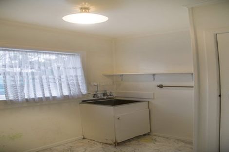 Photo of property in 23 Waverley Avenue, Glenfield, Auckland, 0629