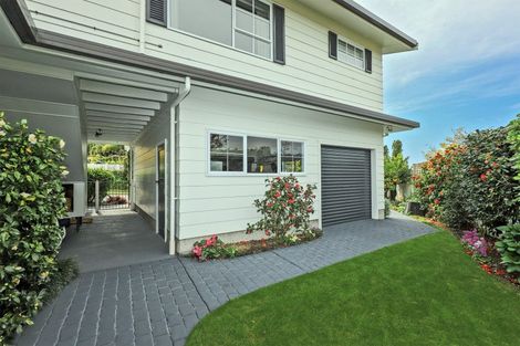Photo of property in 34 Kent Terrace, Taradale, Napier, 4112