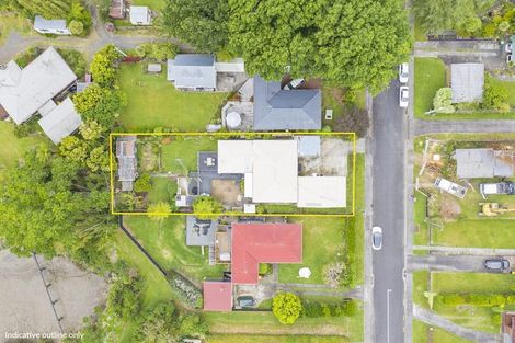 Photo of property in 28 Lowtherhurst Road, Massey, Auckland, 0614