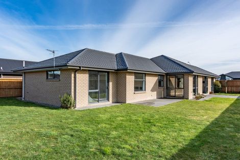 Photo of property in 6 Feather Place, Rolleston, 7615