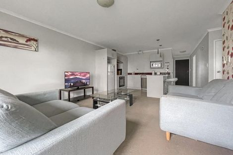 Photo of property in 240u5 Old Farm Road, Hillcrest, Hamilton, 3216