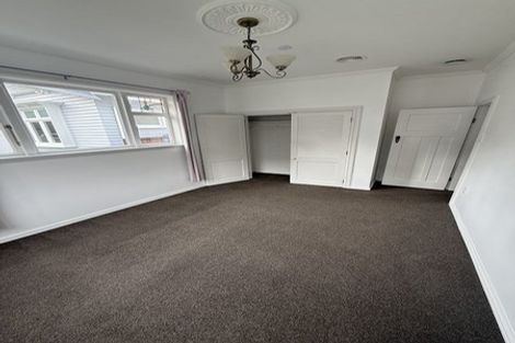 Photo of property in 22 Riddlers Crescent, Petone, Lower Hutt, 5012