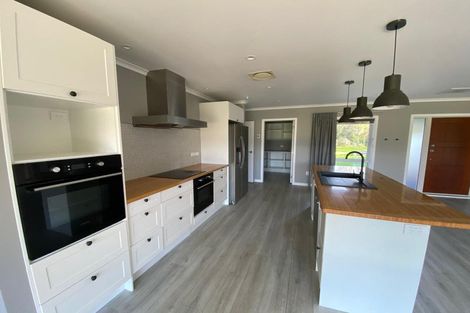 Photo of property in 401 Arapaepae Road, Levin, 5571