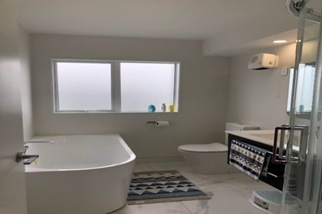 Photo of property in 28a Opaheke Road, Papakura, 2110