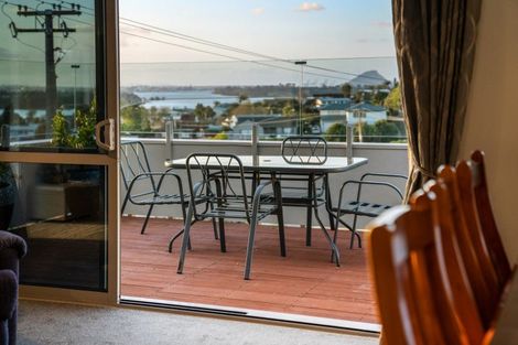 Photo of property in 8 Utopia Park Heights, Welcome Bay, Tauranga, 3112
