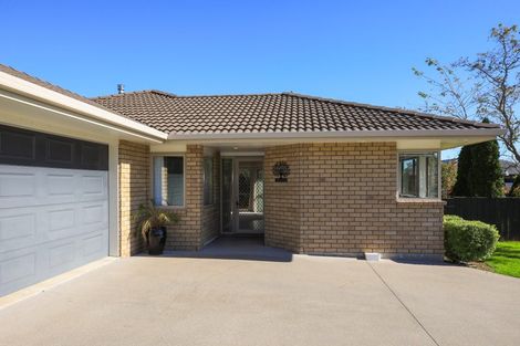 Photo of property in 2 Edward Bullen Place, Thames, 3500