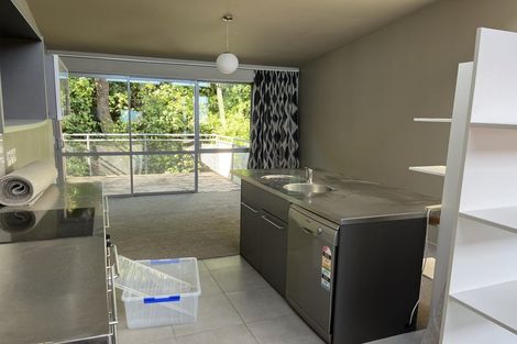 Photo of property in 16/2 Onslow Road, Khandallah, Wellington, 6035