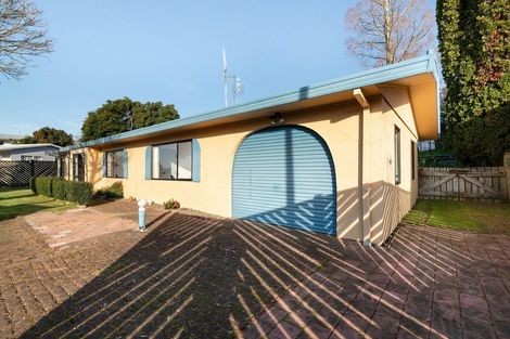 Photo of property in 4 Milsom Place, Te Puke, 3119