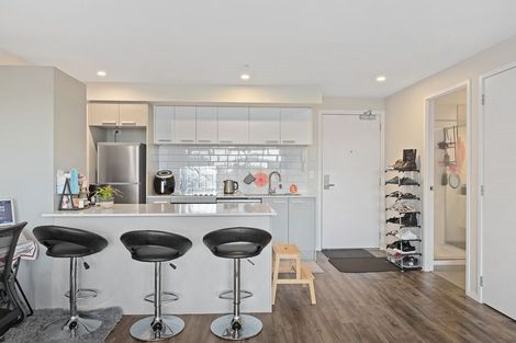 Photo of property in 203/25 Bute Road, Browns Bay, Auckland, 0630