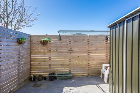 Photo of property in 19/9u Surrey Street, Tawa, Wellington, 5028