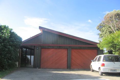 Photo of property in 9 Keel Place, Whitby, Porirua, 5024