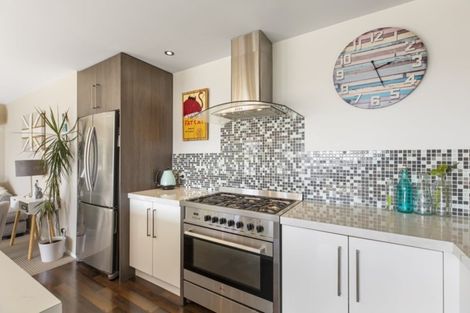 Photo of property in 23 Kestrel Avenue, Welcome Bay, Tauranga, 3112