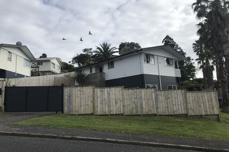 Photo of property in 40 Donovan Avenue, Massey, Auckland, 0614