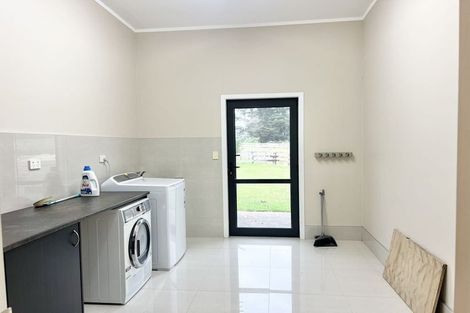 Photo of property in 76 Galloway Road, Karaka, Papakura, 2580