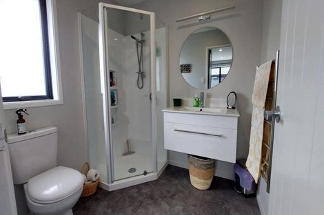 Photo of property in 13 Catlin Street, Marshland, Christchurch, 8083