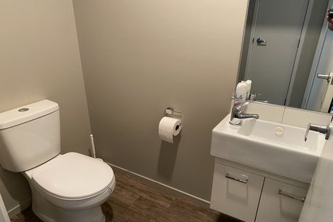 Photo of property in 114u4 Old Farm Road, Hamilton East, Hamilton, 3216