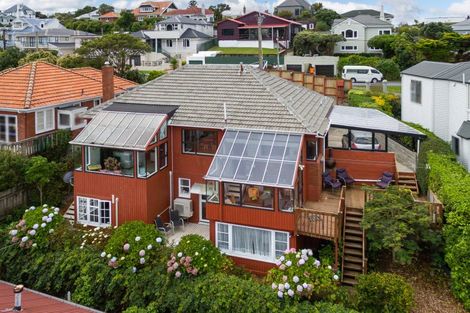 Photo of property in 122 Cashmere Avenue, Khandallah, Wellington, 6035