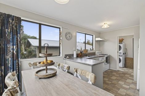 Photo of property in 42 Norwich Avenue, Spotswood, New Plymouth, 4310