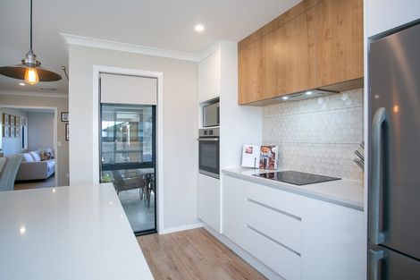 Photo of property in 18d Rose Leigh Drive, Cambridge, 3434