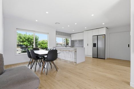 Photo of property in 2 Aranui Drive, Papamoa Beach, Papamoa, 3118