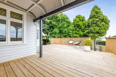 Photo of property in 407 Carrington Street, Upper Vogeltown, New Plymouth, 4310