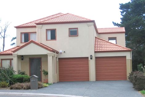 Photo of property in 16 Chettle Court, New Lynn, Auckland, 0600