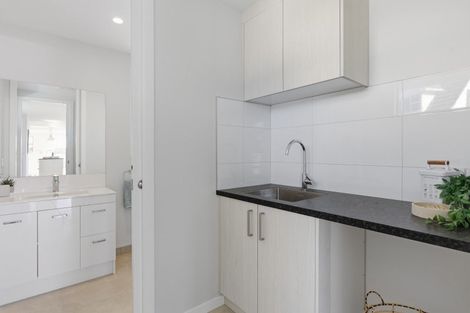 Photo of property in 12c Ruskin Place, Westown, New Plymouth, 4310