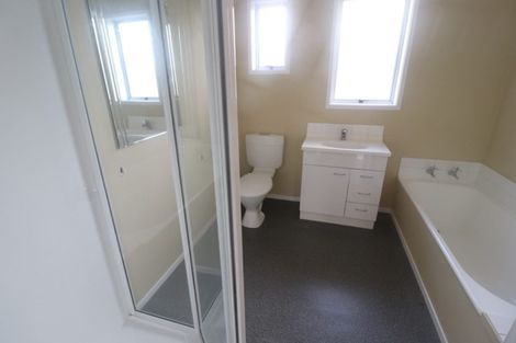 Photo of property in 26 Ranui Station Road, Ranui, Auckland, 0612
