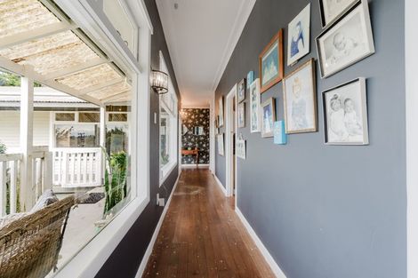 Photo of property in 114 Tuhikaramea Road, Dinsdale, Hamilton, 3204