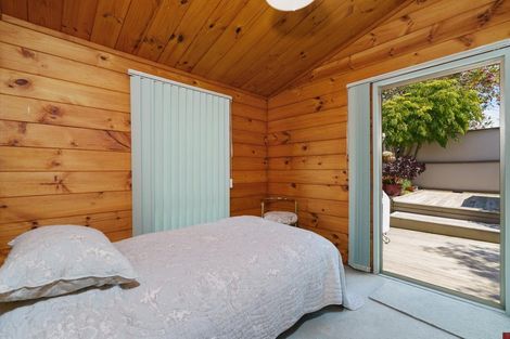 Photo of property in 771 East Coast Road, Northcross, Auckland, 0630