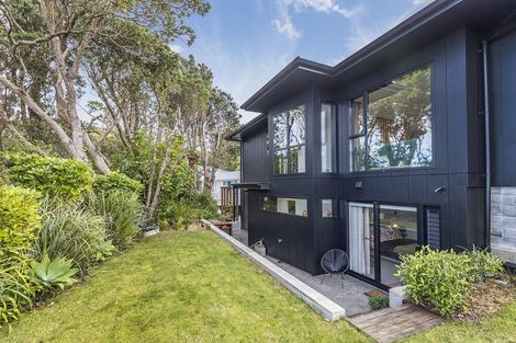 Photo of property in 14 Alexandra Road, Roseneath, Wellington, 6021