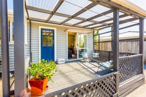 Photo of property in 34 Tilford Street, Woolston, Christchurch, 8062