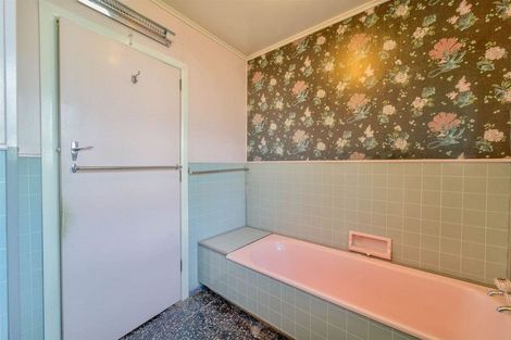 Photo of property in 253 Cambridge Road, Hillcrest, Hamilton, 3216