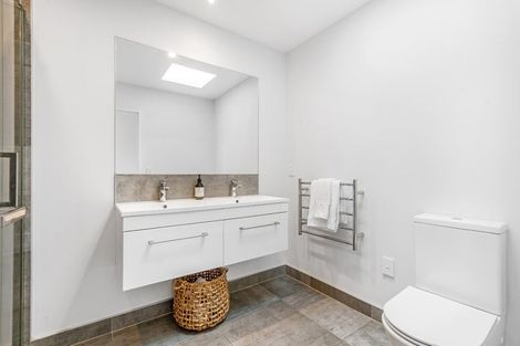 Photo of property in 6 Pottery Crescent, Hobsonville, Auckland, 0618