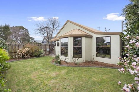 Photo of property in 51 Good Street, Rangiora, 7400