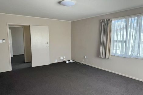 Photo of property in 121 Moire Road, West Harbour, Auckland, 0618