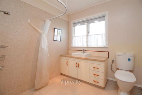 Photo of property in 2a Ngahue Place, Tokoroa, 3420