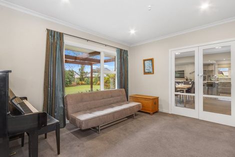 Photo of property in 10 Woodford Terrace, Ilam, Christchurch, 8053