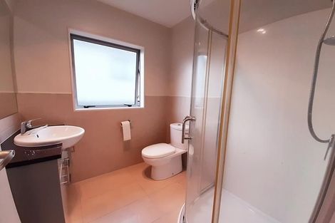 Photo of property in 25 Andy Crescent, Flat Bush, Auckland, 2016