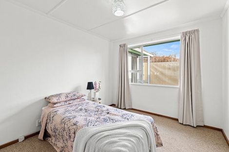 Photo of property in 1/5 Timandra Street, Welbourn, New Plymouth, 4312