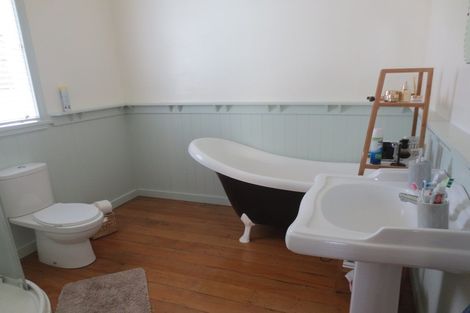 Photo of property in 619a Ferguson Street, Terrace End, Palmerston North, 4410