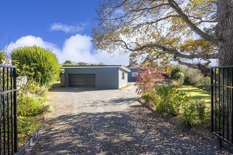 Photo of property in 141 Alexander Road, Raumati Beach, Paraparaumu, 5032