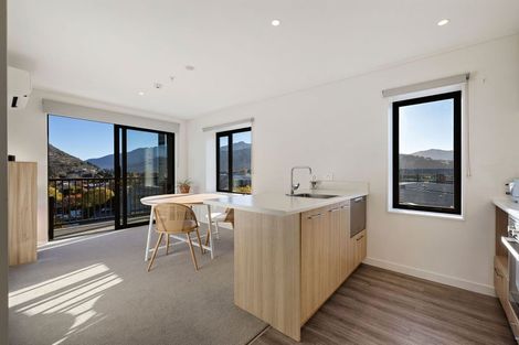 Photo of property in Toru Apartments, 702/10 Copper Beech Avenue, Frankton, Queenstown, 9300